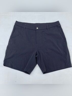 Lululemon Commission Shorts 7" Mens 34 Grey Textured LM7ARWS Quick Dry Stretch